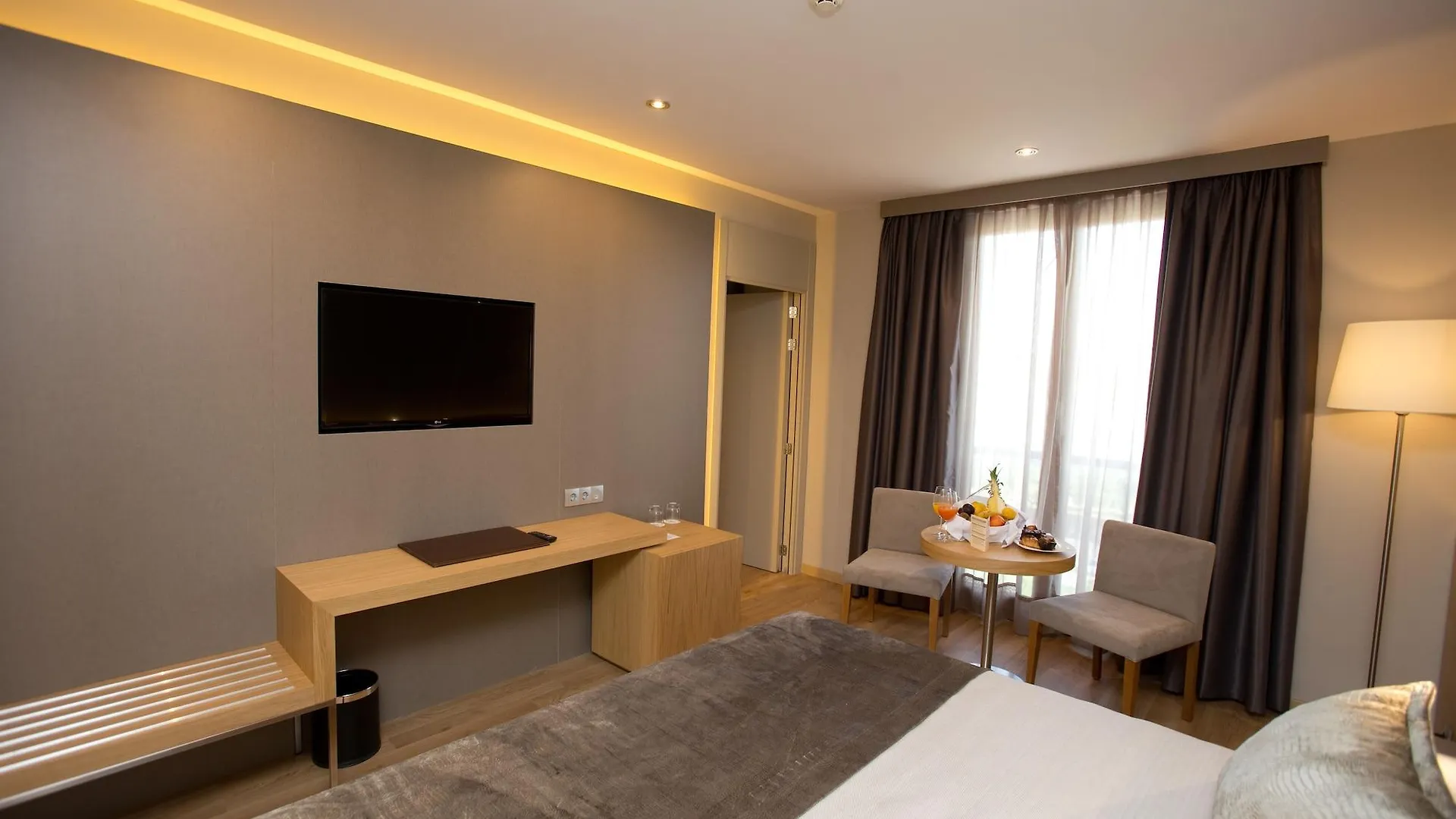 M.A. Hotel Sevilla Congresos