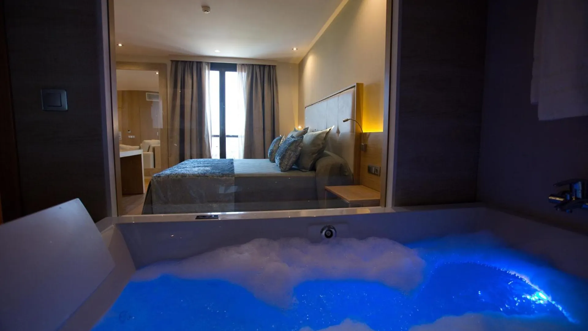 M.A. Hotel Sevilla Congresos 4*, Севилья Испания